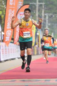 BIB: 42576
                            <button type="button" onclick="openModal(8213180)" class="btn btn-primary btn-sm float-right btn-popup" data-toggle="modal" data-target=".modal-high-quality">
                        <i class="fas fa-shopping-cart"></i> Add to Cart
                    </button>
                                            <button type="button" onclick="isThisMe(8213180, true)" class="btn btn-success btn-sm float-right btn-popup btn-isme hidden" data-toggle="tooltip" data-placement="bottom" title="นี่คือรูปของคุณใช่ไหม คลิกที่นี่เพื่อเอาเข้าอัลบั้ม">
                        <i class="fas fa-plus"></i> Add to album
                    </button>
                    <button type="button" onclick="isThisMe(8213180, false)" class="btn btn-warning btn-sm float-right btn-popup btn-isnotme hidden">
                        <i class="fas fa-ban"></i> Remove from album
                    </button>